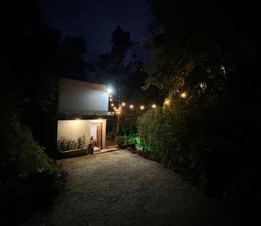 Rancho Queimado Villa | Cabana Entre Árvores- Lavanda