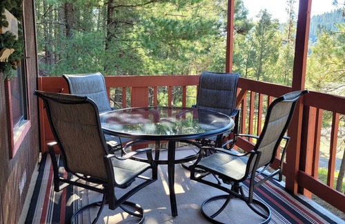 Cloudcroft Cabin | Cabana Escondido borders National Forest yet easy access.