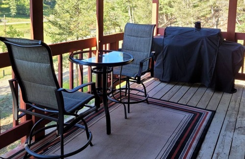 Cloudcroft Cabin | Cabana Escondido borders National Forest yet easy access.