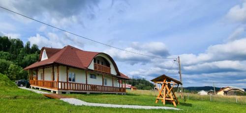 Podu Cosnii House | Cabana Iriss