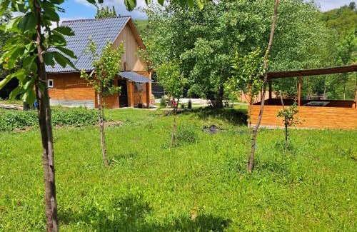 Armenis Cabin | Cabana Larisa