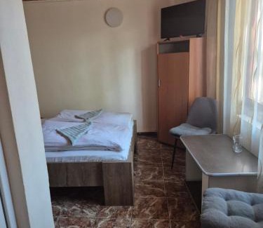 Arad House | Cabana Lir