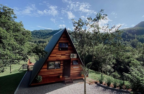 Picada Cafe Cabin | Cabana Montana