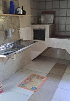 Iconha House | Cabana Monte Alegre