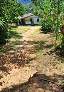 Iconha House | Cabana Monte Alegre
