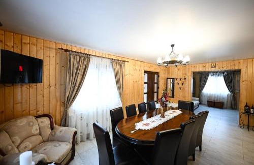 Marga House | Cabana pe Vale