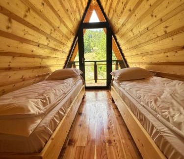 Cozanesti Ski Chalet | Cabana Piatra Codrilor