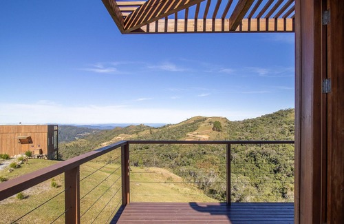 Anitapolis Apartment | Cabana rústica com jacuzzi VST003