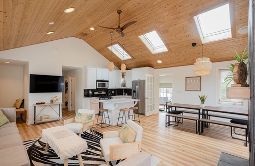 Michigan City House | Cabana style vacation home, w/HOT TUB & easy stroll to beach, sleeps 16.