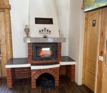 Moieciu de Jos Ski Chalet | Cabana Trei Brăduți