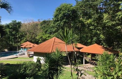 Hato Viejo Resort | Cabanas Rio Encantado