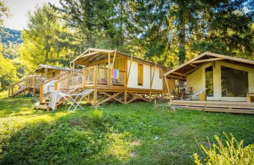 Florac Cabin | Cabane 3 étoiles - Piscine - efadfg