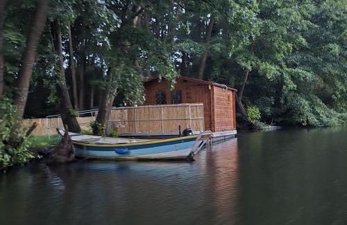 Nort-sur-Erdre Boat Rental | cabane bateau