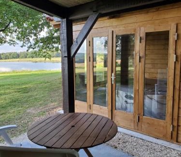 Rouffignac-Saint-Cernin-de-Reilhac House | Cabane du lac