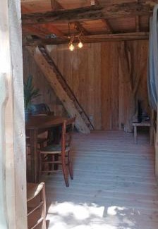Saint-Eloy-les-Tuileries Other | Cabane Salamandre