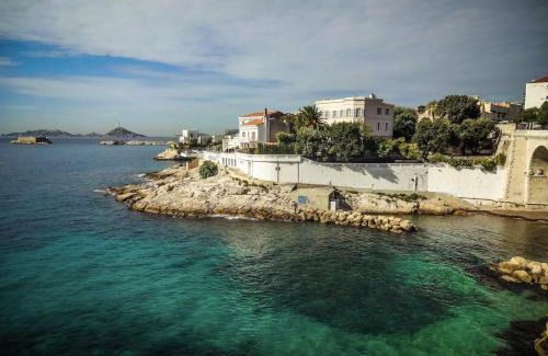 Endoume Bed & Breakfast | Cabanon privatif les pieds dans l'eau
