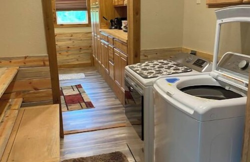 Emory House | Cabarndo 4/2 encl prk boat&trknn