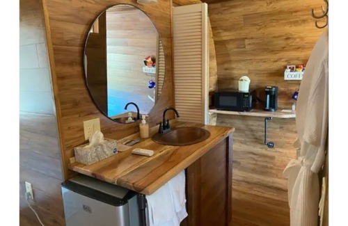 Seguin Cabin | Cabernet Cabin