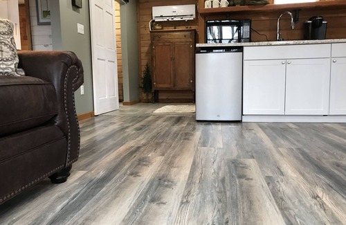 Weston Cabin | Cabernet Getaway