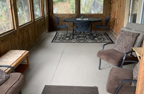 Sioux Narrows Nestor Falls Cabin | Cabin 6 Lakeview, Shared Sauna-Hot Tub Patio, Lake Tours, Boat Rental.