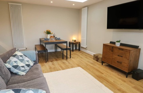 Llanrug Cottage | Cabin ∙ 1 bedroom ∙ 2 guests
