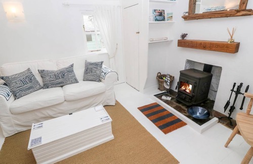 Mousehole Cottage | Cabin ∙ 1 bedroom ∙ 2 guests