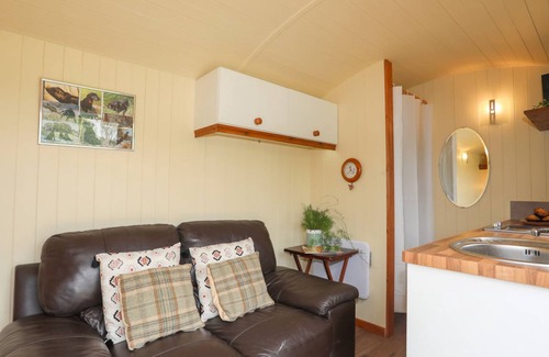 Llanrug Cottage | Cabin ∙ 1 bedroom ∙ 2 guests