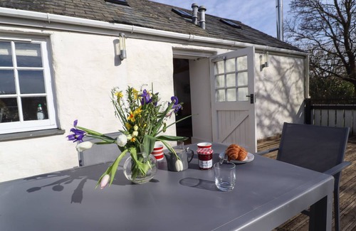 Carnon Downs Cottage | Cabin ∙ 1 bedroom ∙ 2 guests
