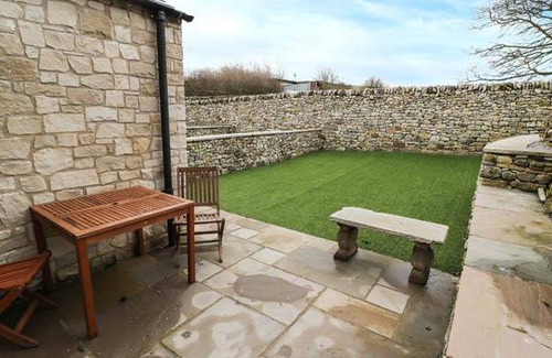 Blackwell in the Peak Cottage | Cabin ∙ 1 bedroom ∙ 2 guests