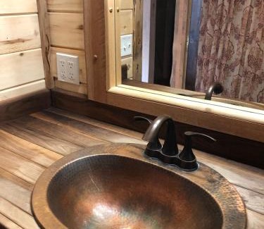 Cedaredge Apartment | Cabin 10 at the Cedaredge Lodge