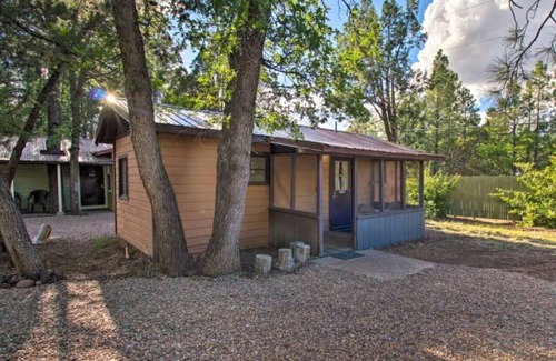 Pinetop-Lakeside Cabin | Cabin 10 with King bed