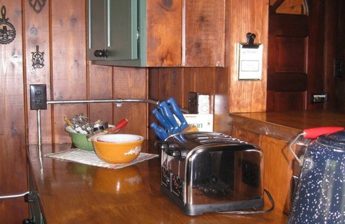 Cadillac Cabin | Cabin #11 -The Cadillac