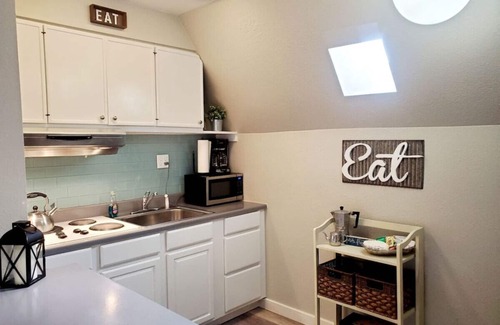 Glenwood Springs Cabin | CABIN 13 - Cozy Rustic-Luxury A-FRAME w/Kitchen