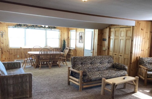 Hines Resort | Cabin 15 Lakefront Cabin @ Family/Pet Friendly Resort Fishing Dock