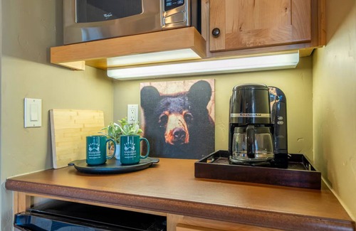 Powell Butte House | Cabin 15 - Luxury Sage Escape Cabin- Brasada Ranch I Hot Tub I Golf