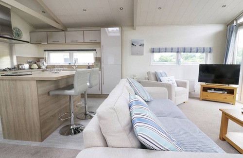 Narberth Cottage | Cabin ∙ 2 bedrooms ∙ 4 guests