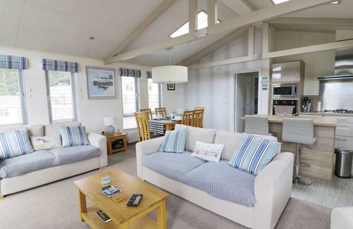 Narberth Cottage | Cabin ∙ 2 bedrooms ∙ 4 guests