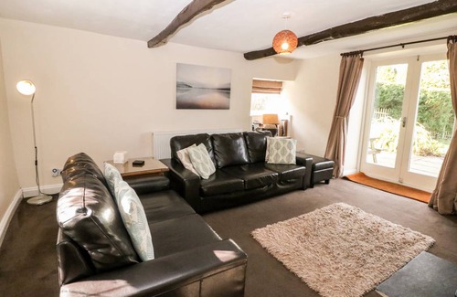 Hollingworth Cottage | Cabin ∙ 2 bedrooms ∙ 4 guests