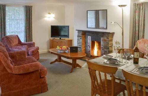 Lostwithiel Cottage | Cabin ∙ 2 bedrooms ∙ 4 guests