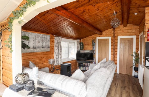 Bronaber Cottage | Cabin ∙ 2 bedrooms ∙ 4 guests
