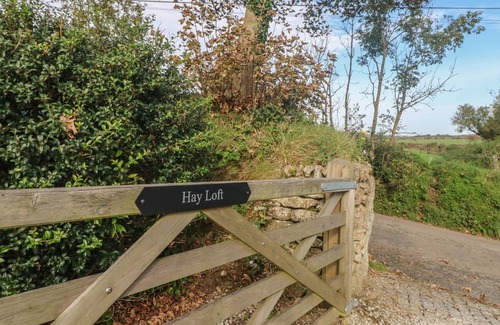 Camborne Cottage | Cabin ∙ 2 bedrooms ∙ 3 guests