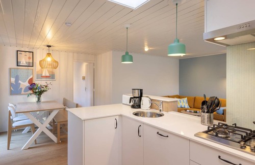 Lommel Cottage | Cabin ∙ 2 bedrooms ∙ 4 guests