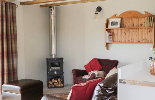 Clun Cottage | Cabin ∙ 2 bedrooms ∙ 4 guests