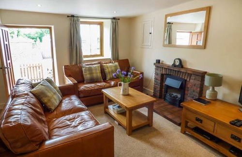 Levens Cottage | Cabin ∙ 2 bedrooms ∙ 4 guests