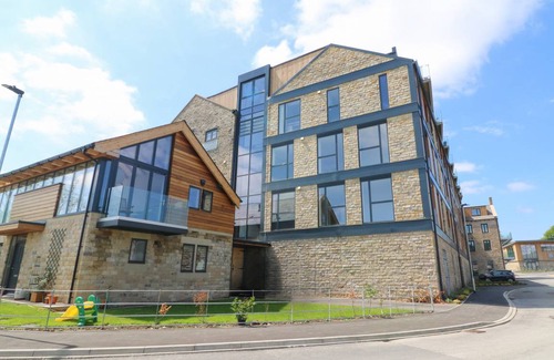 Cononley Cottage | Cabin ∙ 2 bedrooms ∙ 4 guests