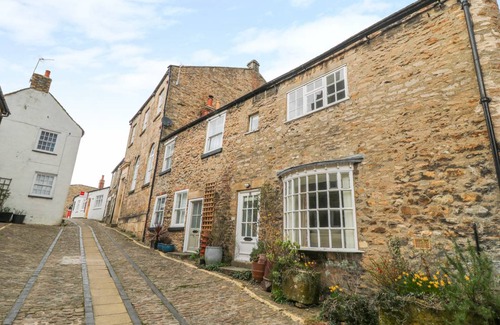 Richmond Cottage | Cabin ∙ 2 bedrooms ∙ 4 guests