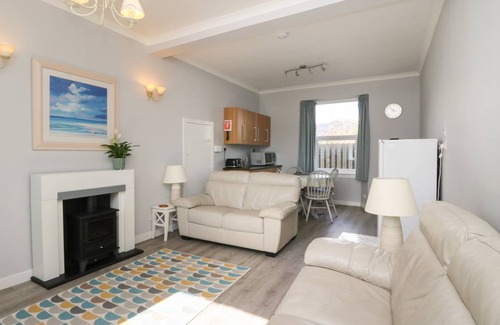 Taynuilt Cottage | Cabin ∙ 2 bedrooms ∙ 4 guests