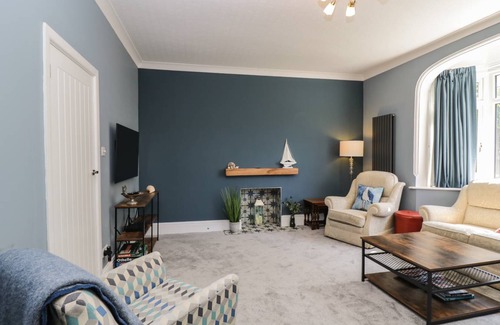 Boscombe Cottage | Cabin ∙ 2 bedrooms ∙ 5 guests