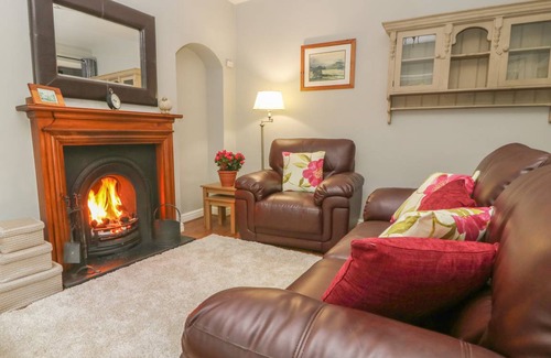 Middleham Cottage | Cabin ∙ 2 bedrooms ∙ 3 guests