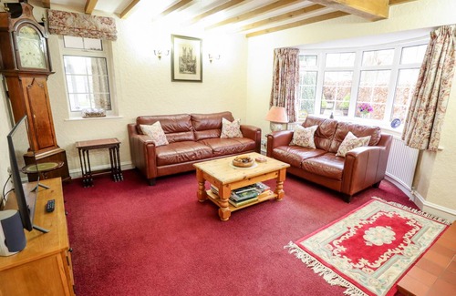 Nettleham Cottage | Cabin ∙ 2 bedrooms ∙ 4 guests